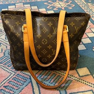 Vintage L.V. Canvas piano